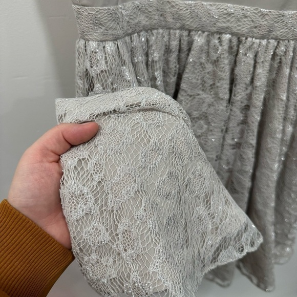 Alice And Olivia Silver Grey Babydoll Dress Spaghetti Strap Size 4 Metallic - Picture 4 of 7